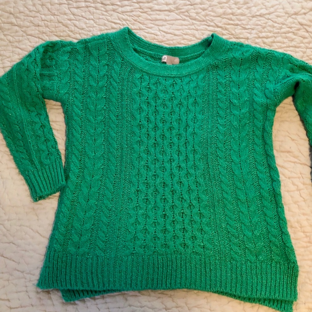 OVERSIZED WOOL SWEATER